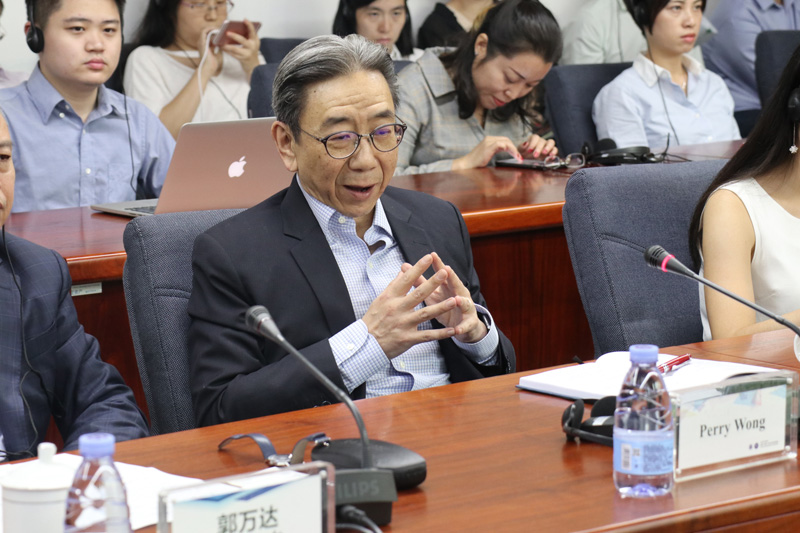 China-U.S. Economic Relations: A Mixture of Challenges and Cooperation