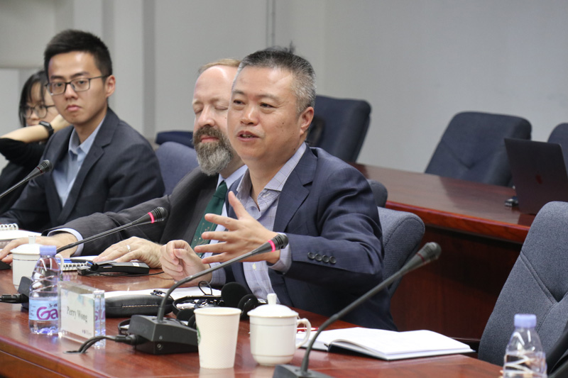 China-U.S. Economic Relations: A Mixture of Challenges and Cooperation