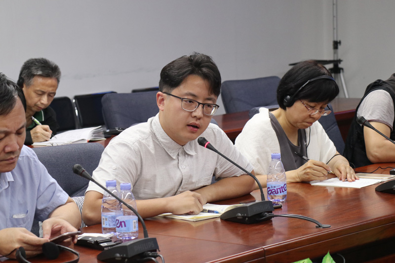 China-U.S. Economic Relations: A Mixture of Challenges and Cooperation