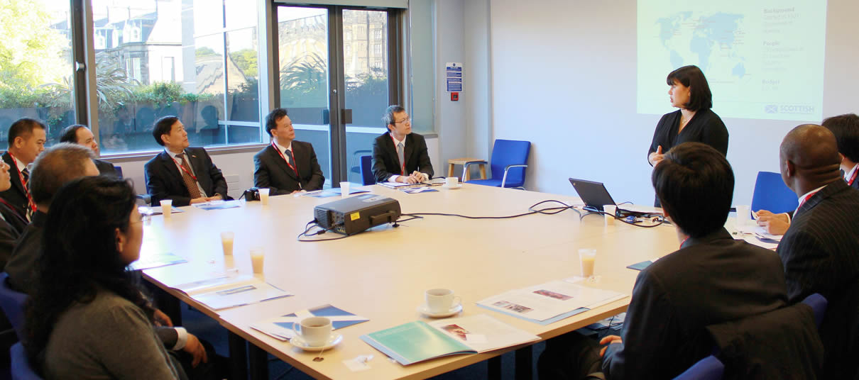 Shenzhen Financial Centre Forums held in Britain