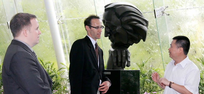 Canadian Consul General Visited