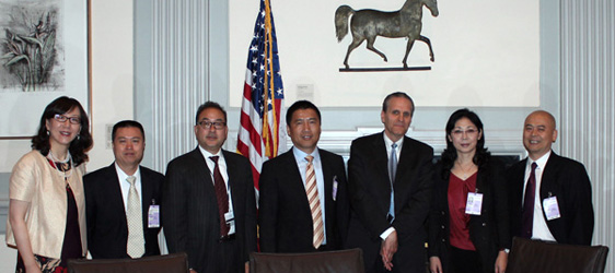 Financial Centre Summits held in U.S.