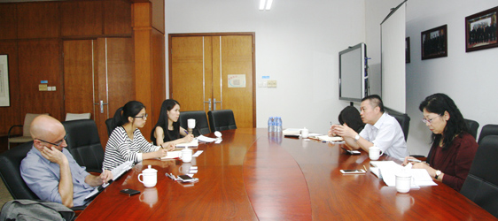 British Consul in Guangzhou Visited