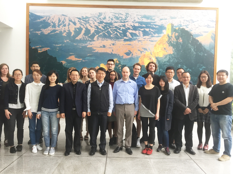 Delegation from University of Amsterdam Visits CDI