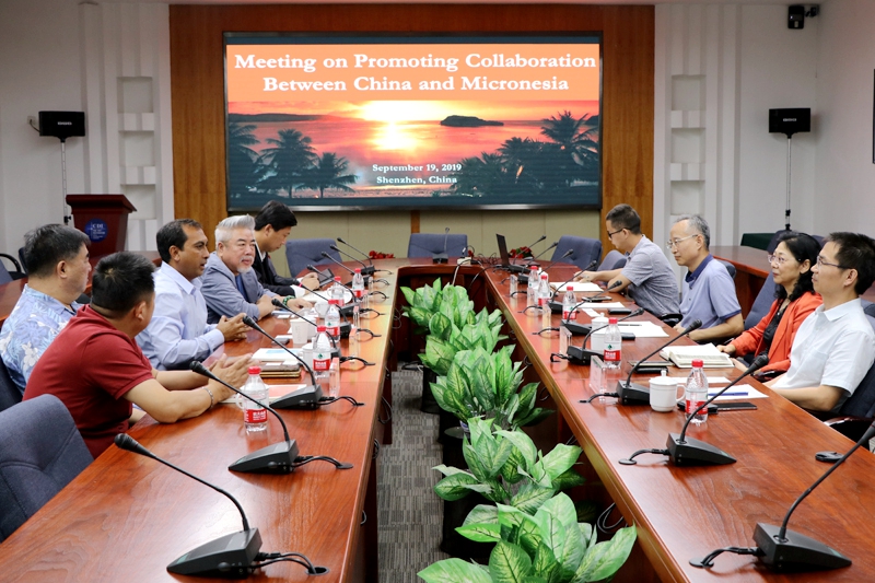 Micronesia Delegation Visits CDI