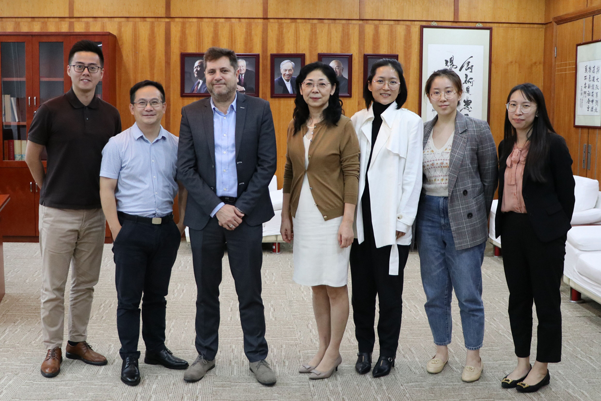 Consul General of Israel visits CDI