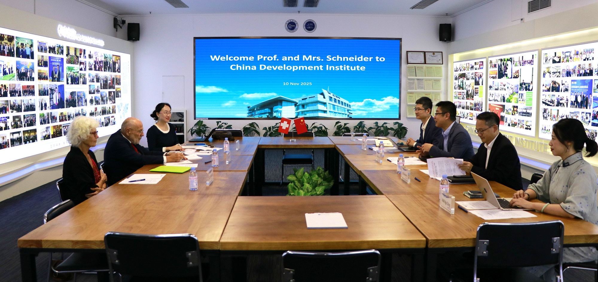 Swiss Professor Beat Schneider Visits CDI