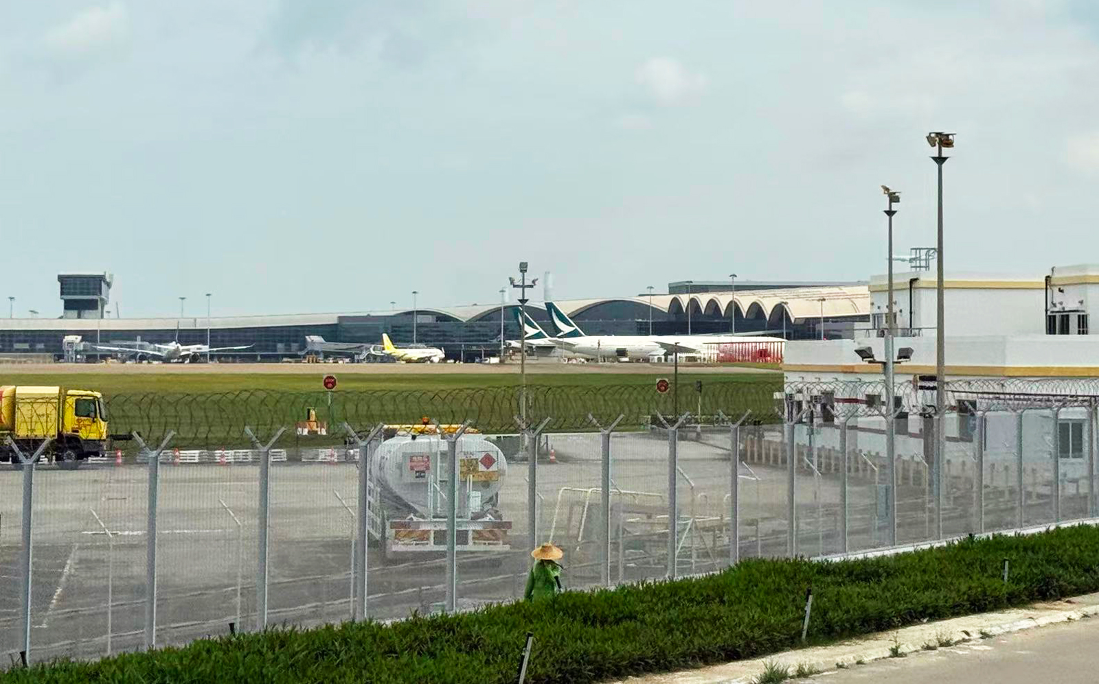 Experts: Jet fuel shortage opens opportunities for GBA aviation growth